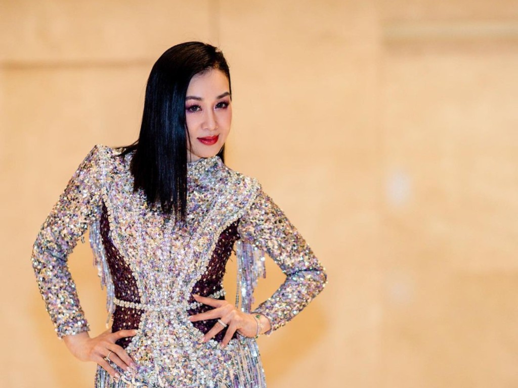 鍾麗緹早前在內地綜藝節目表演，令人眼前一亮。